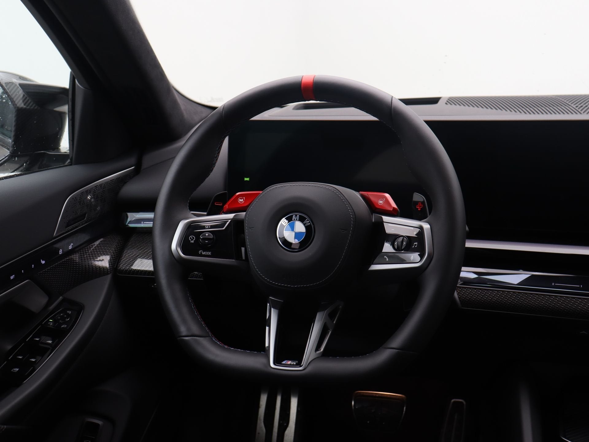 BMW M5 Touring (bj 2025, automaat), Auto's, Dealer onderhouden, Gebruikt, Overige brandstoffen, Vierwielaandrijving