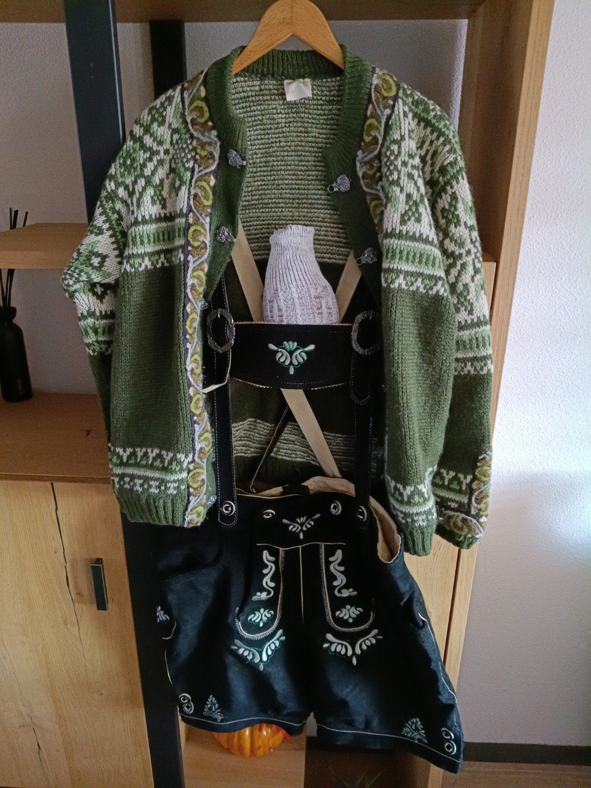 Traditionele set: Lederhose, trui en sokk, Ophalen of Verzenden, Gedragen, Overige maten, Groen