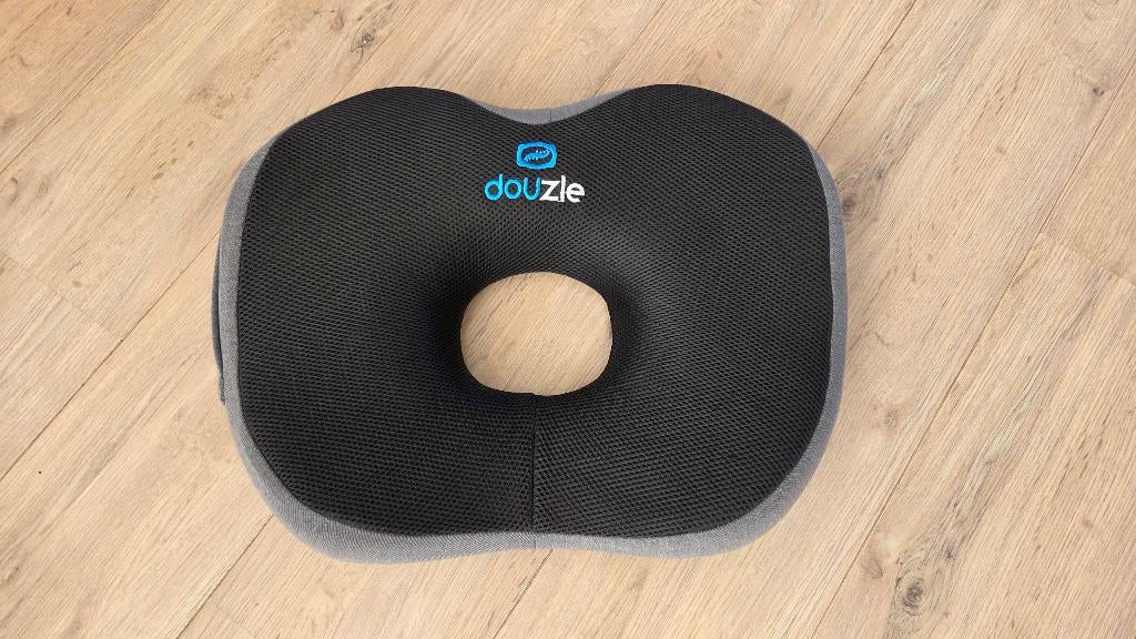 Douzle Zitkussen Orthopedisch, Diversen, Verpleegmiddelen, Ophalen of Verzenden, Zo goed als nieuw