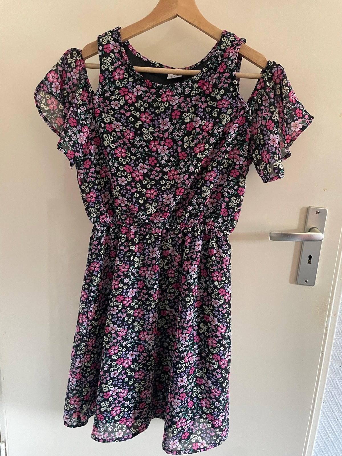 Zomerjurkje met bloemenprint maat 158, Kinderen en Baby's, Kinderkleding | Maat 158, Ophalen of Verzenden, Gebruikt, Meisje, Jurk of Rok
