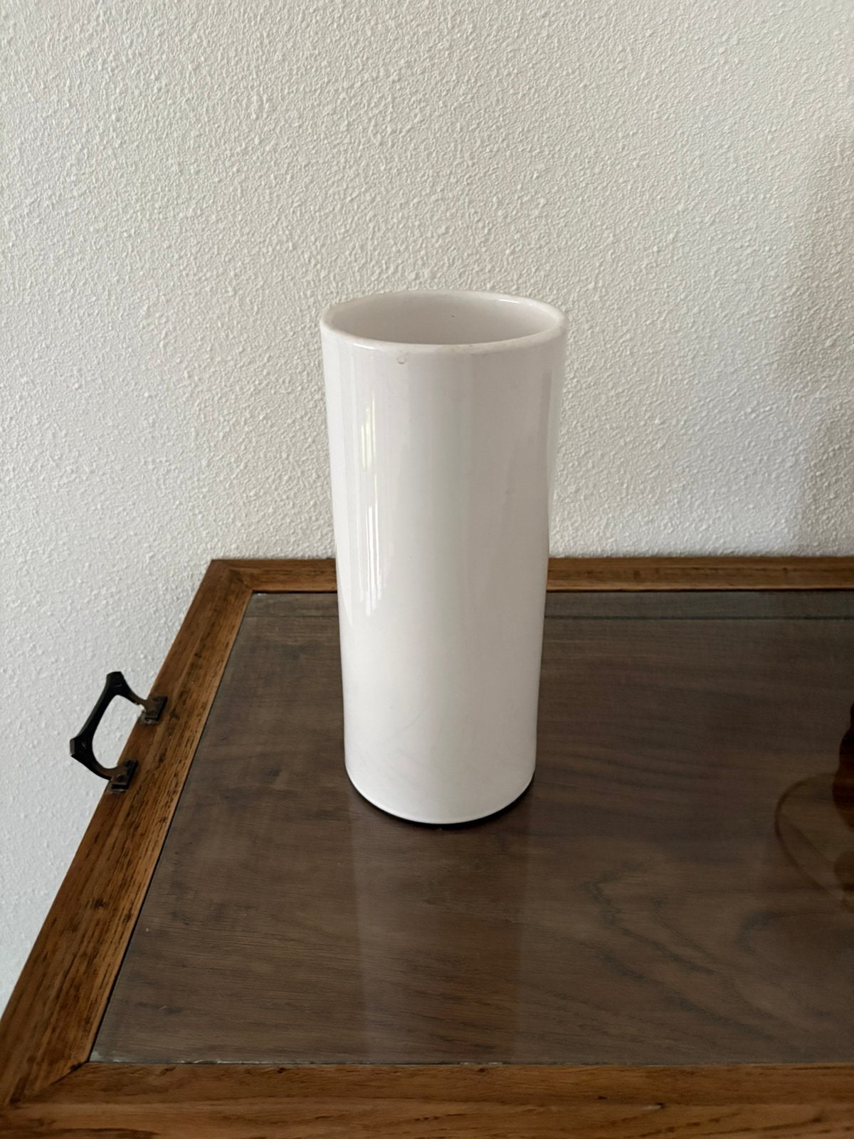 Witte vaas porselein/steen, Huis en Inrichting, Woonaccessoires | Vazen, Wit, 25 cm, Ophalen of Verzenden, Zo goed als nieuw