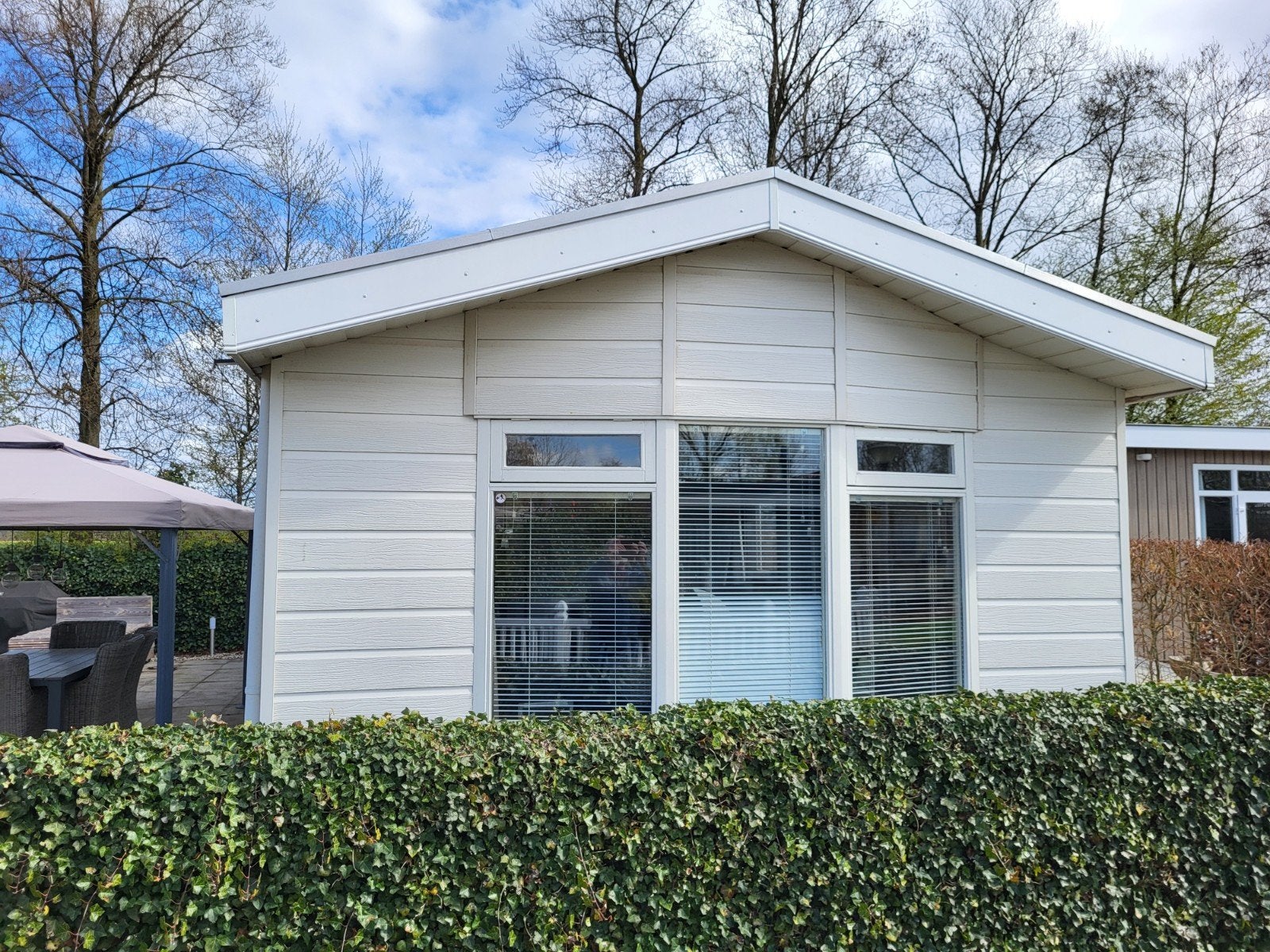 Chalet te koop lengte 14 meter breedte 4.20 meter, Noord-Brabant, 2 slaapkamers, 22 m², Verkoop zonder makelaar