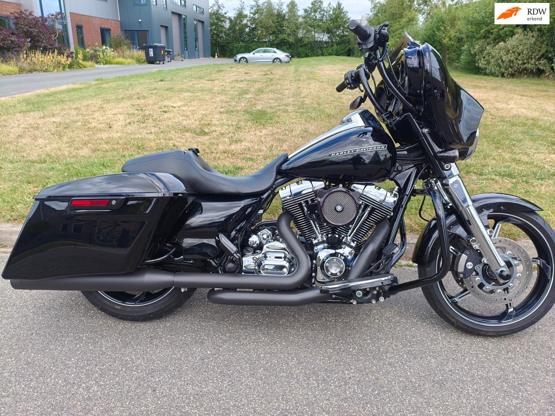 Harley Davidson 103 FLHXS Street Glide Special 2016 ABS cvo, Motoren, 1688 cc, 1
1  1, 1@2.nl, Bedrijf