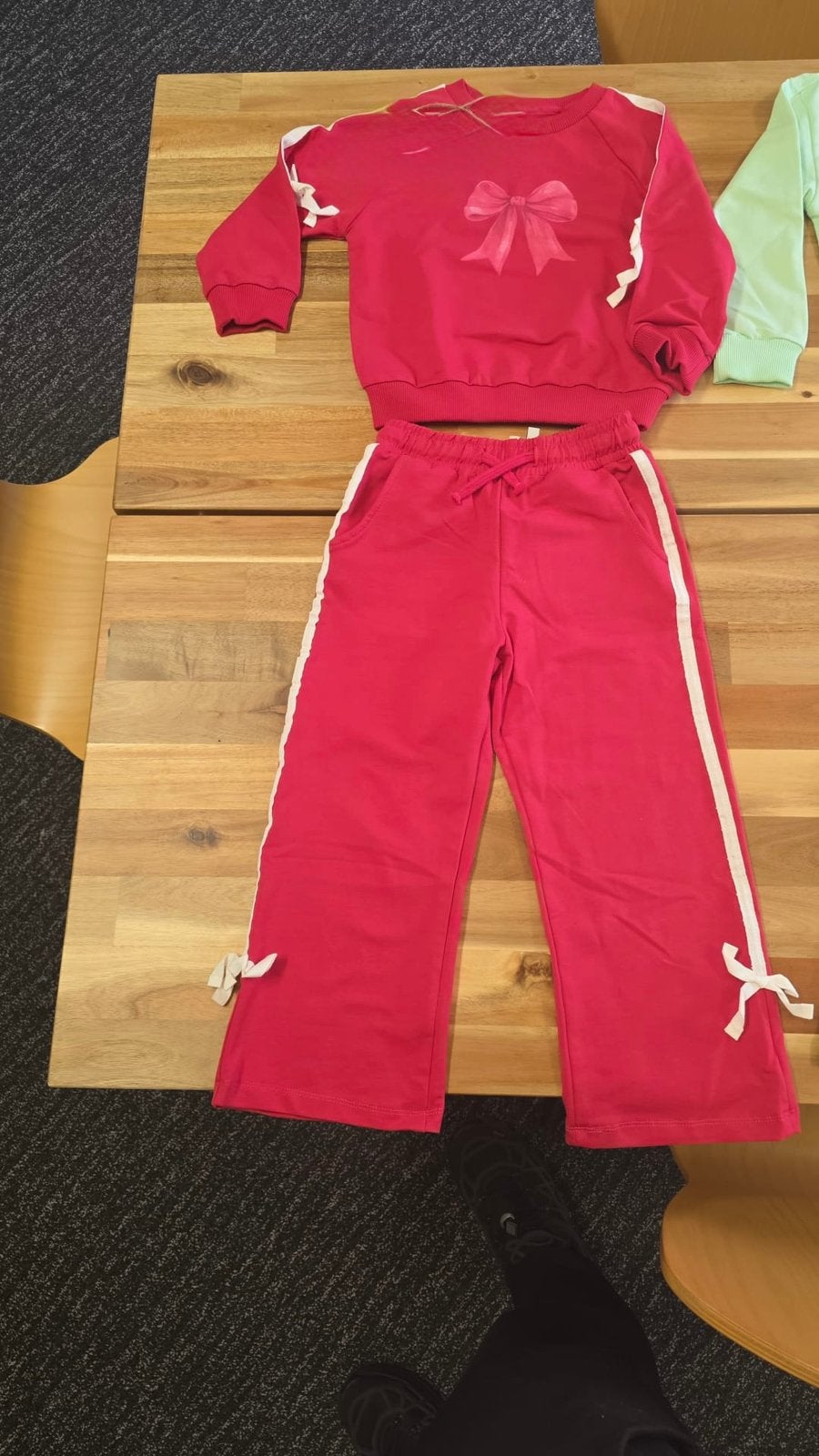 Nieuw Kinder Joggingpak – Met Label – €12, Ophalen of Verzenden, Zo goed als nieuw, Maat 34 (XS) of kleiner