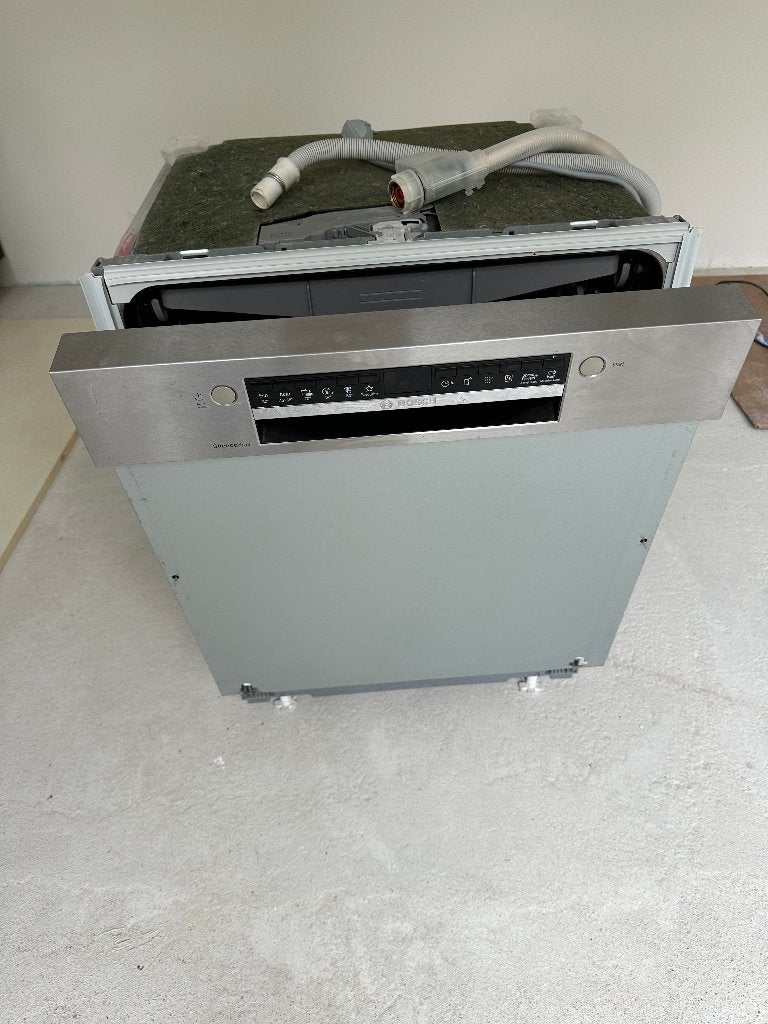 vaatwasmachine Bosch Silence Plus, Ophalen, Energieklasse A of zuiniger, Zo goed als nieuw, Inbouw