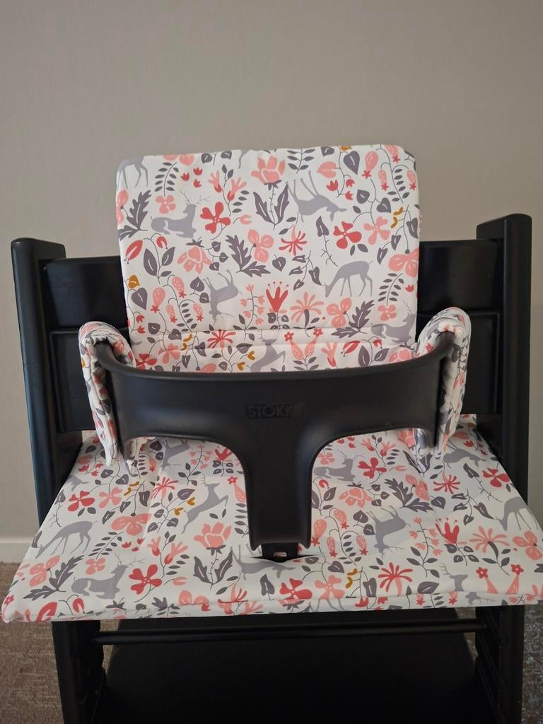 Lief klein lachje: kussensetje geschikt voor de stokke stoel, Ophalen of Verzenden, Nieuw, Meegroeistoel