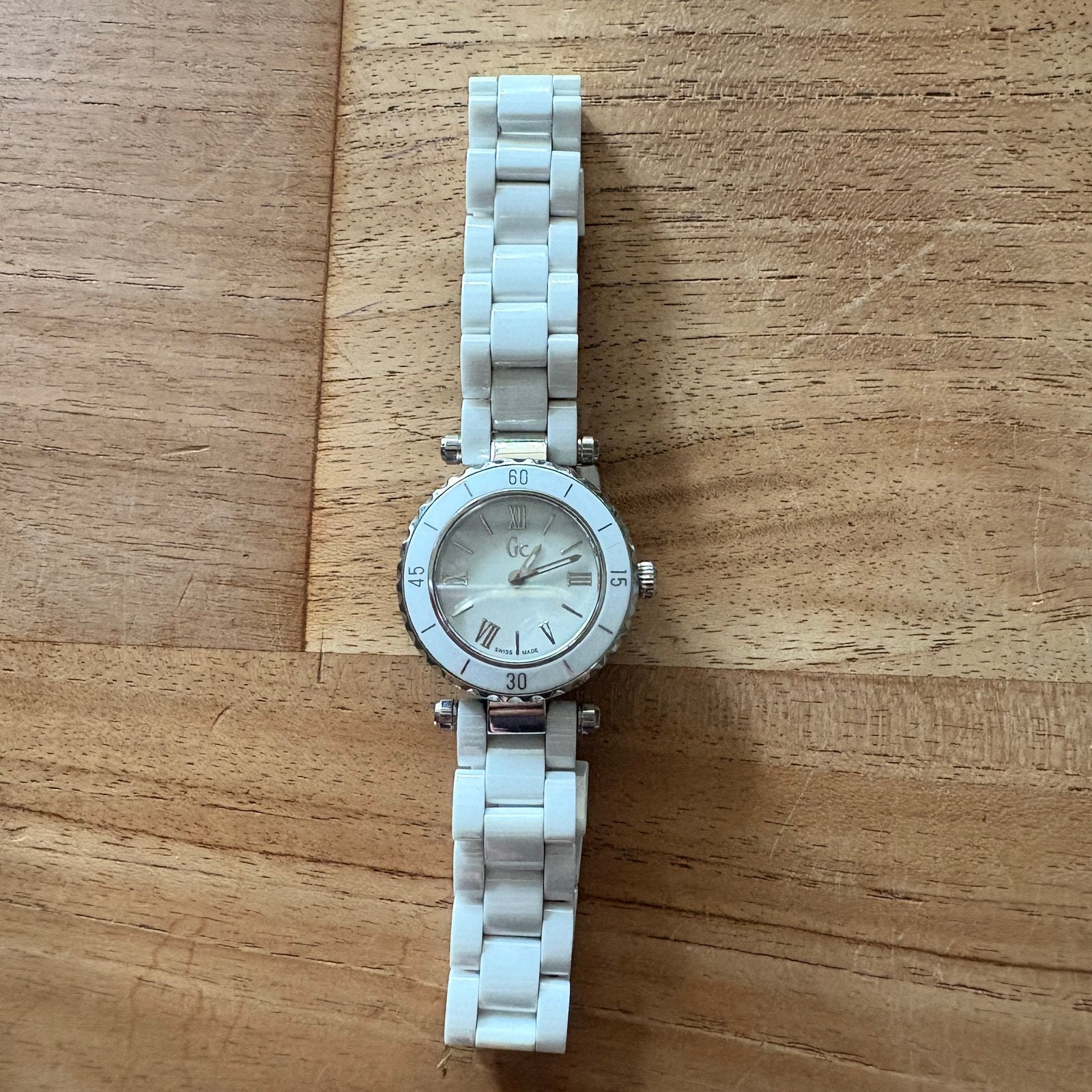 Guess Collection sporty chic mini dames horloge wit, Staal, Staal, Guess, Polshorloge