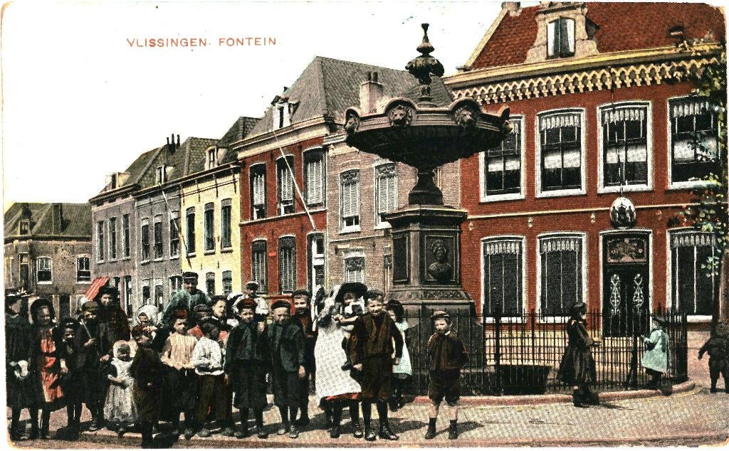 700721	Vlissingen	1900 Zeeland	Fontein	Gelopen met postzegel, Verzamelen, Ophalen of Verzenden, Voor 1920, Gelopen, Zeeland