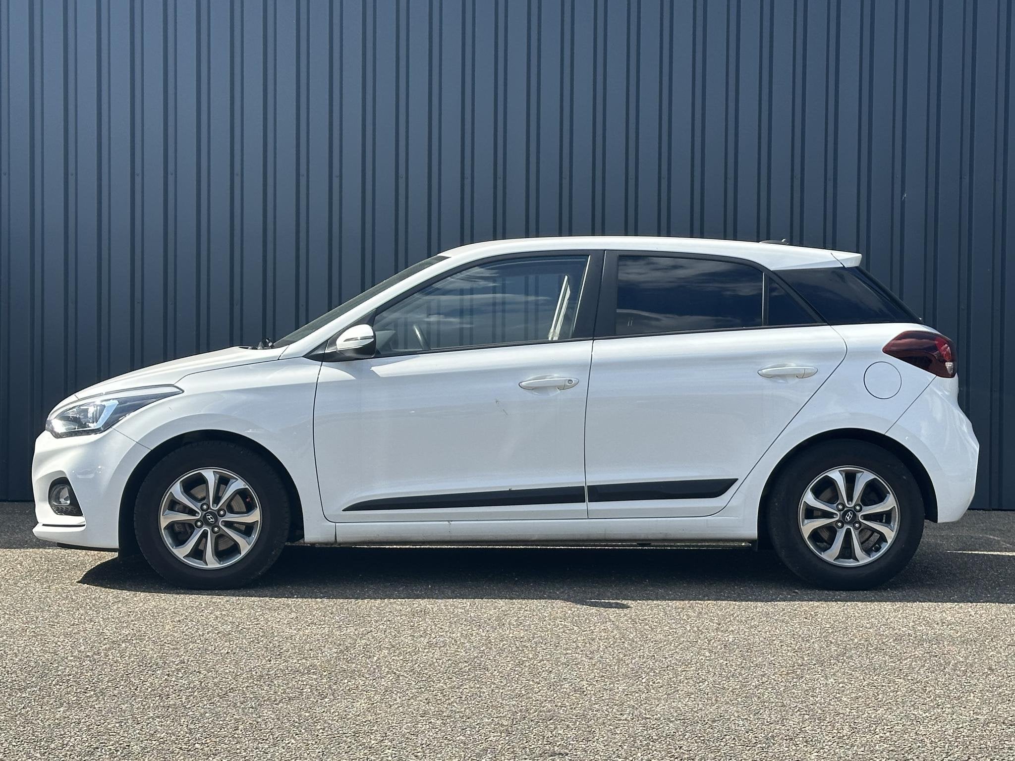 Hyundai i20 1.0 T-GDI Comfort | Carplay | Camera | Parkeerse, Auto's, Automatische klimaatregeling, Gebruikt, Euro 6, Origineel Nederlands