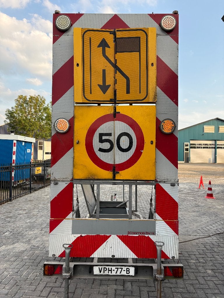 Te koop Actiewagen, pijlwagen, werk aan de weg, Brimos, Ophalen, Gebruikt