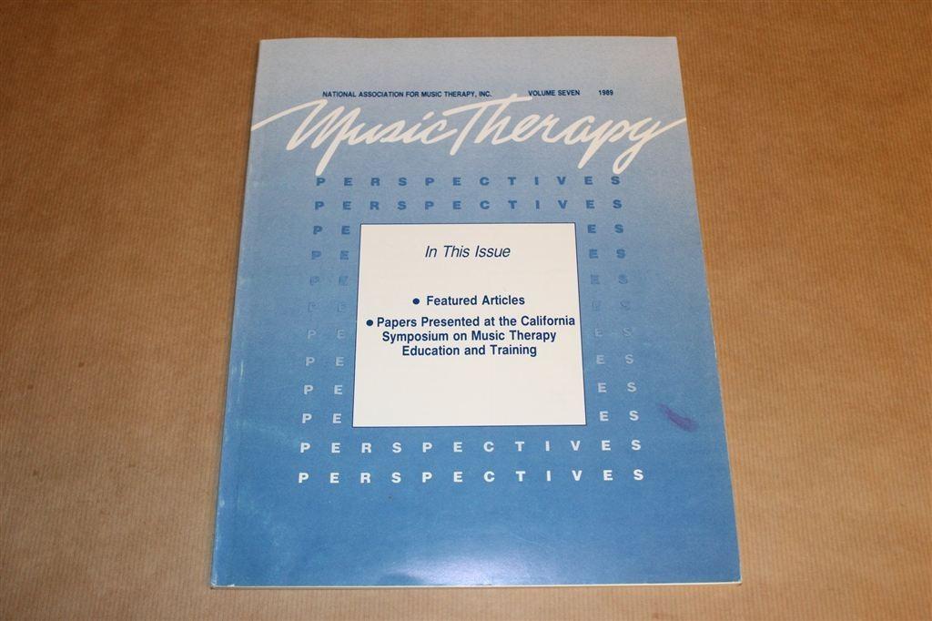 Muziektherapie Perspectieven [1989] — Educatie En Training, Ophalen of Verzenden, Gelezen, Artiest