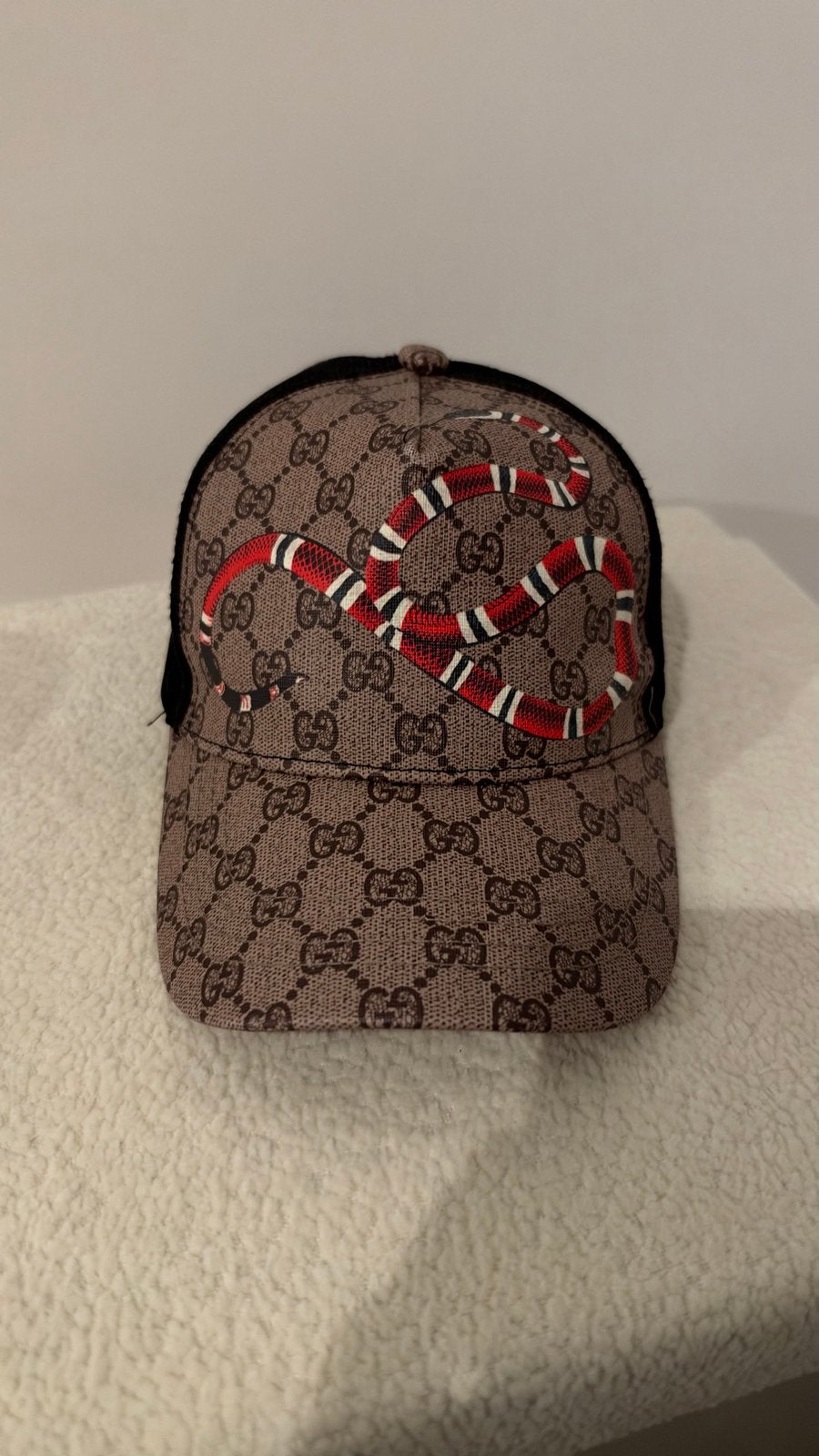 Gucci pet met slangenprint - nieuw, Ophalen of Verzenden, Nieuw, One size fits all, Pet