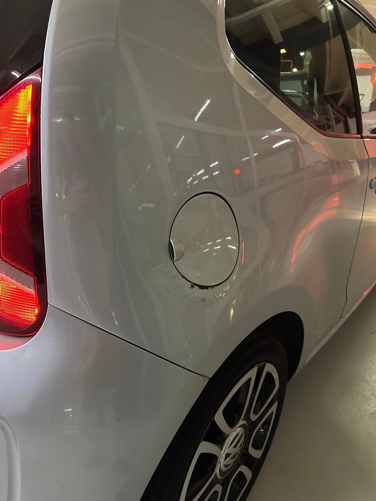 Foto 10 van Volkswagen up! 1.0 55KW AUT 2012 Grijs