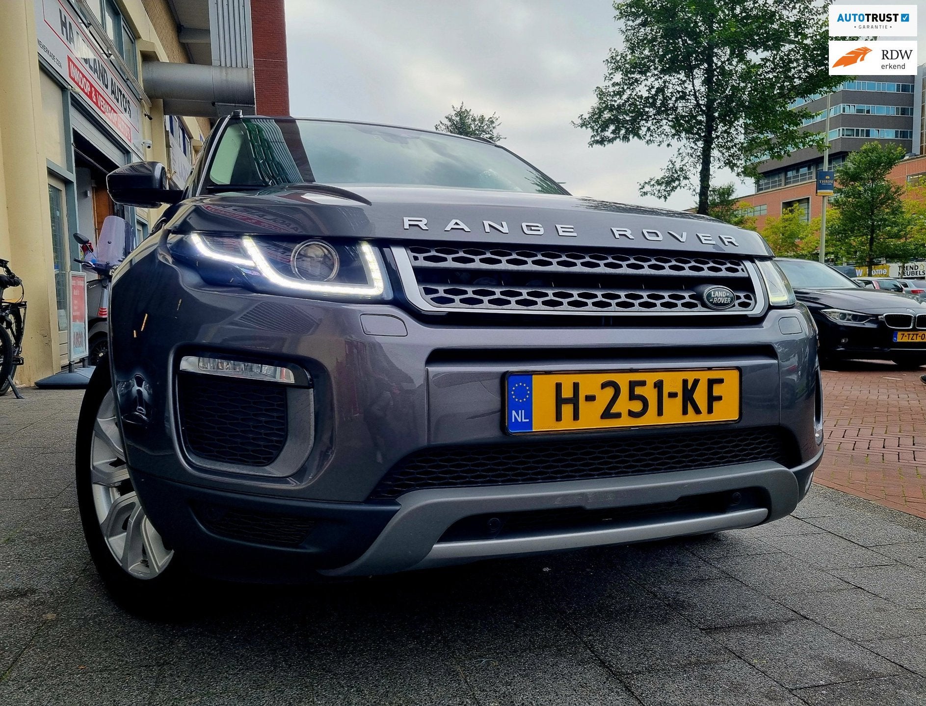Land Rover Range Rover Evoque 2.0 TD4 SE Dynamic Automaat, Auto's, Automaat, Dealer onderhouden, Gebruikt, Euro 6