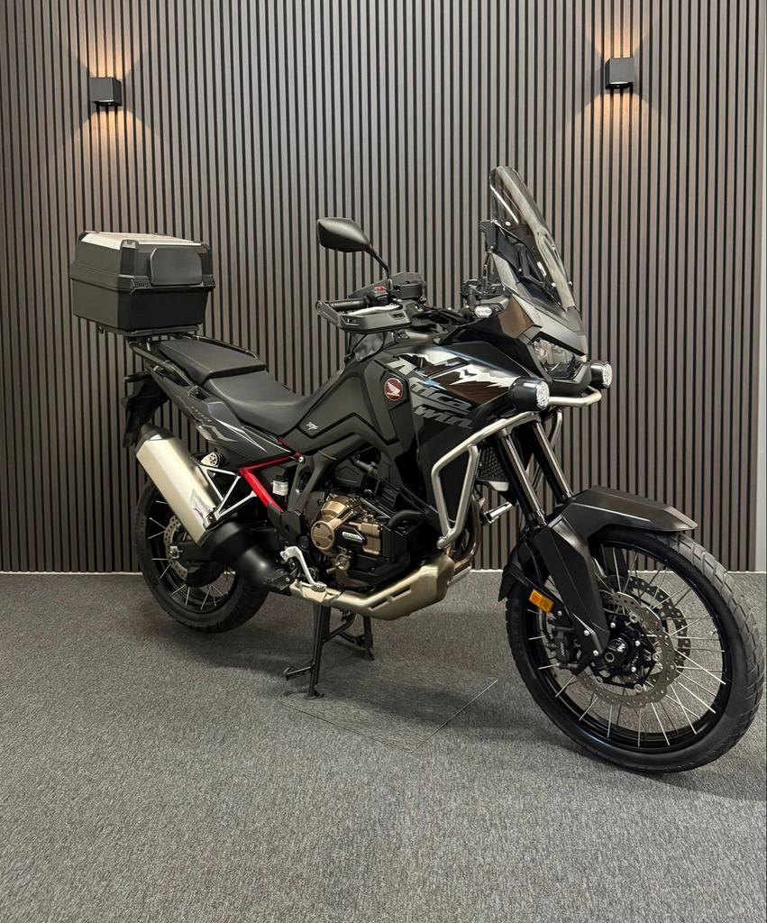 Honda Africa Twin - DCT AUTOMAAT - CARPLAY - 2024 - 7000km, Honda, Motorrijbewijs A, Meer dan 35 kW, Toermotor