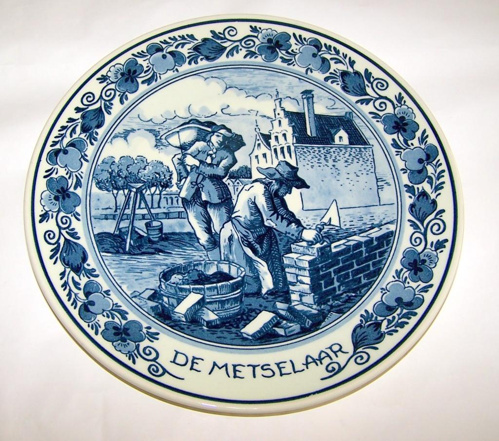Delft Blauw wandbord-De Metselaar. Royal Goedewaagen. Nwst., Ophalen of Verzenden
