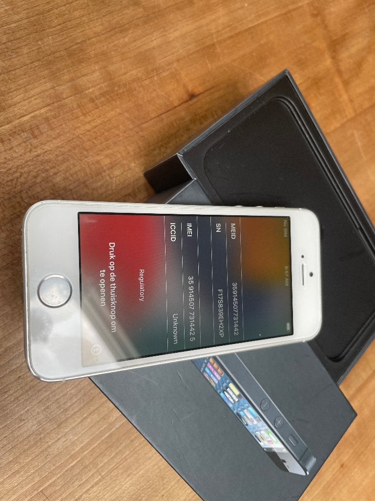 iPhone SE, Telecommunicatie, Mobiele telefoons | Apple iPhone, Gebruikt, 64 GB, Zonder abonnement, Zonder simlock, iPhone SE (2016)