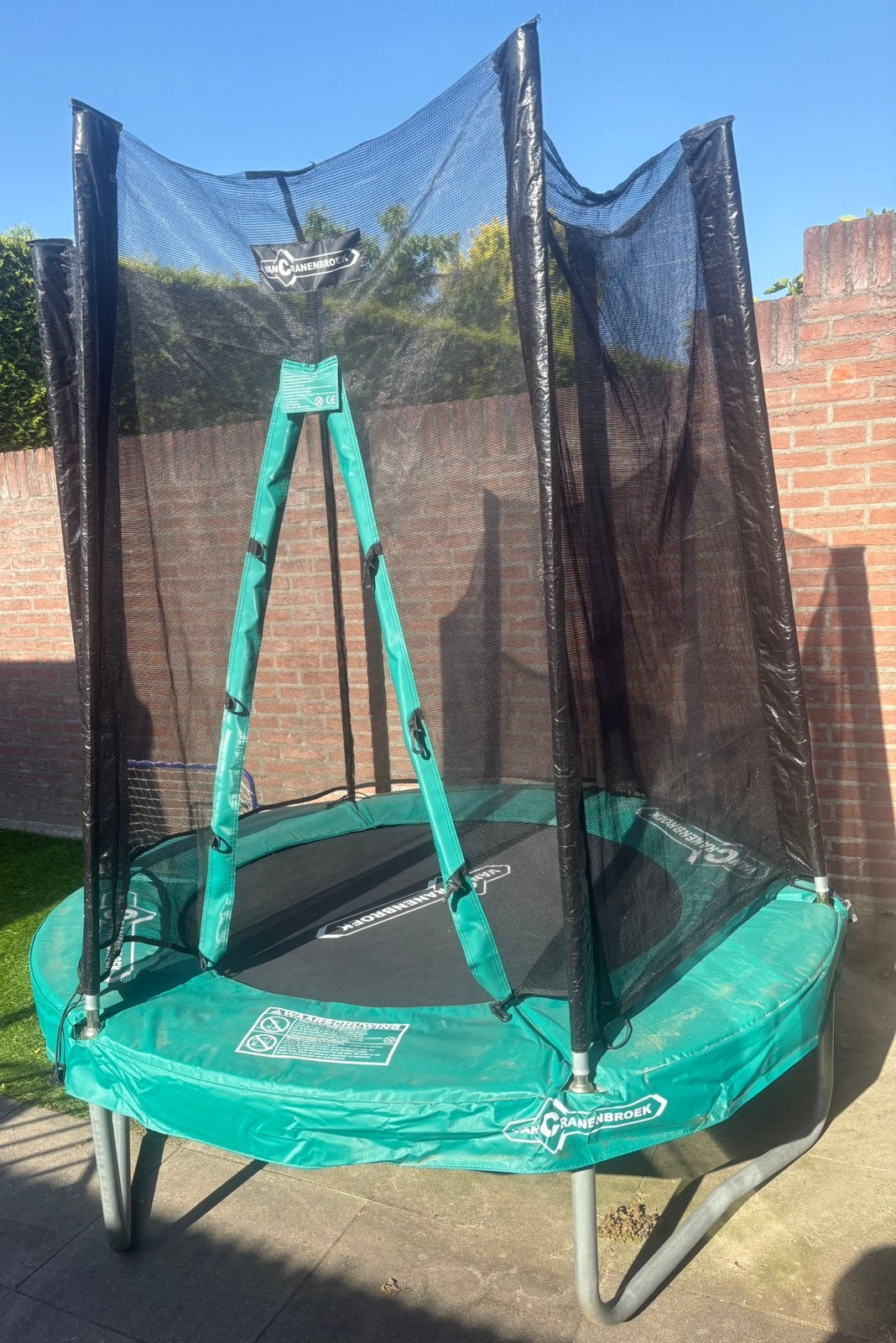 Trampoline, Ophalen, Zo goed als nieuw