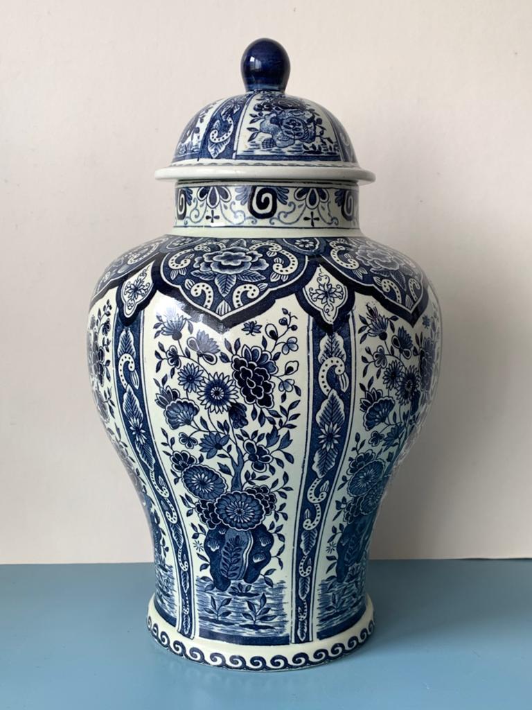 Villeroy & Boch Delfts blauwe vaas met deksel, Ophalen