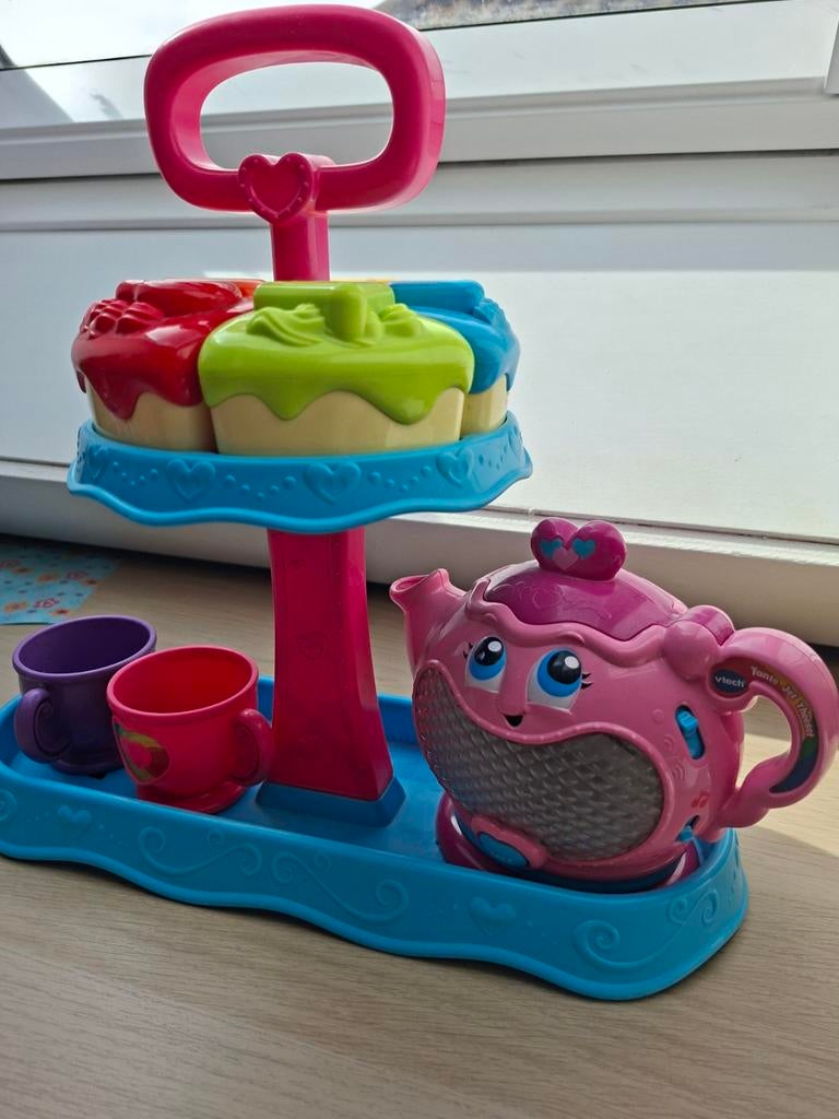 VTech Theepot met cupcakes - Speelgoed theeservies, Ophalen of Verzenden, Gebruikt