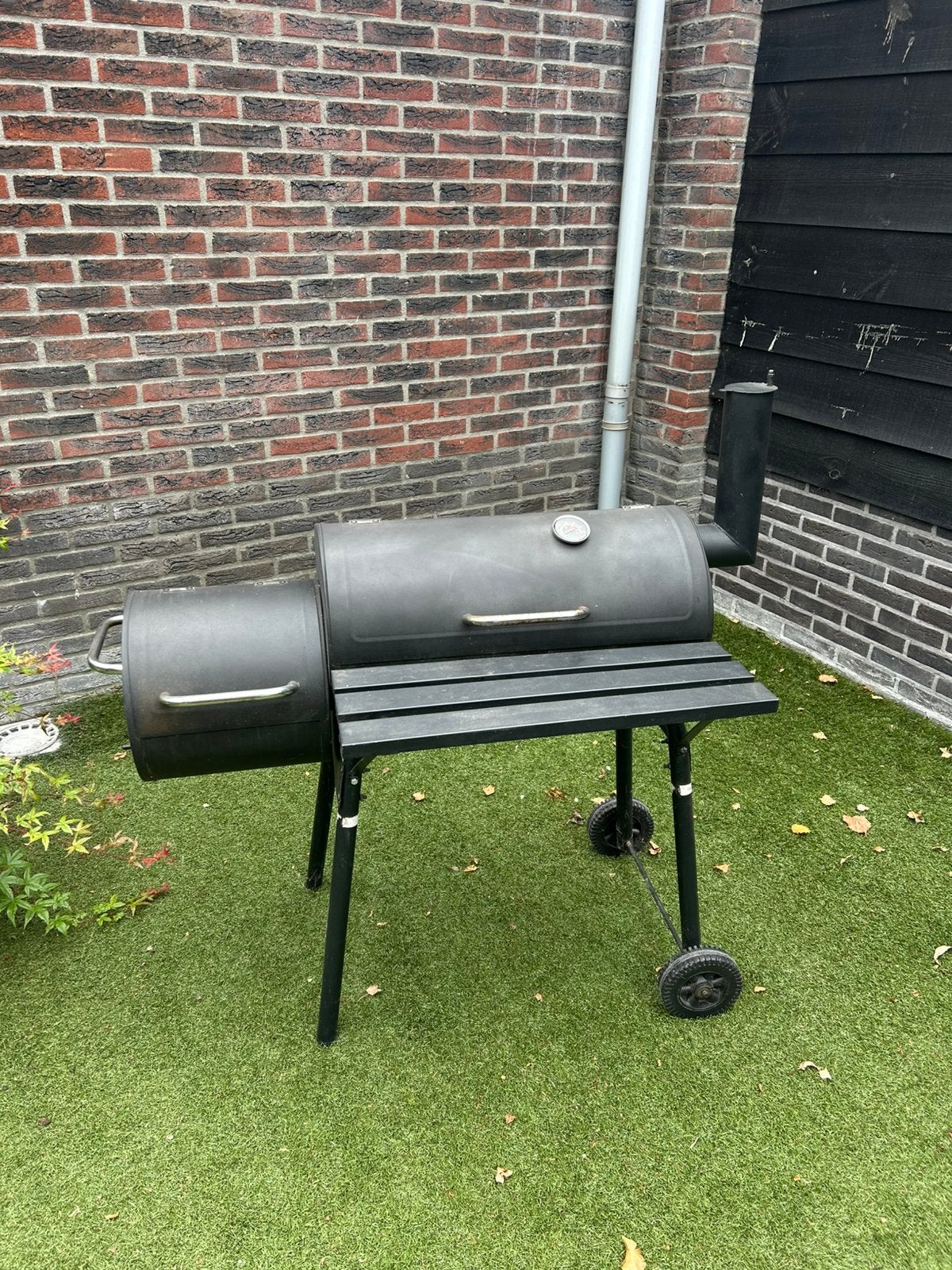 Offset Smoker / Houtskoolbarbecue – Compleet, Ophalen, Zo goed als nieuw, Met accessoires