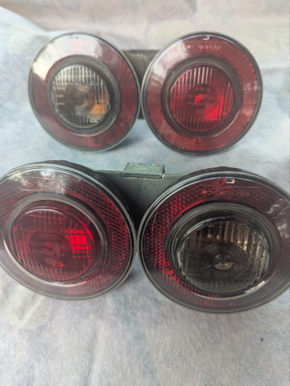 Hella achterlichten set - Oldtimer onderdelen, Auto-onderdelen, Verlichting, Ophalen of Verzenden, Oldtimer onderdelen