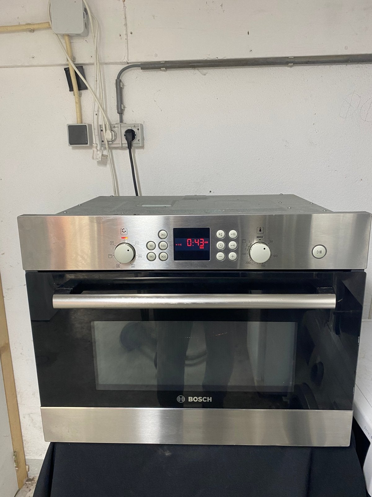 Handige BOSCH  RVS   Combie Magnetron met hetelucht oven, Witgoed en Apparatuur, Ophalen of Verzenden, Zo goed als nieuw, Draaiplateau