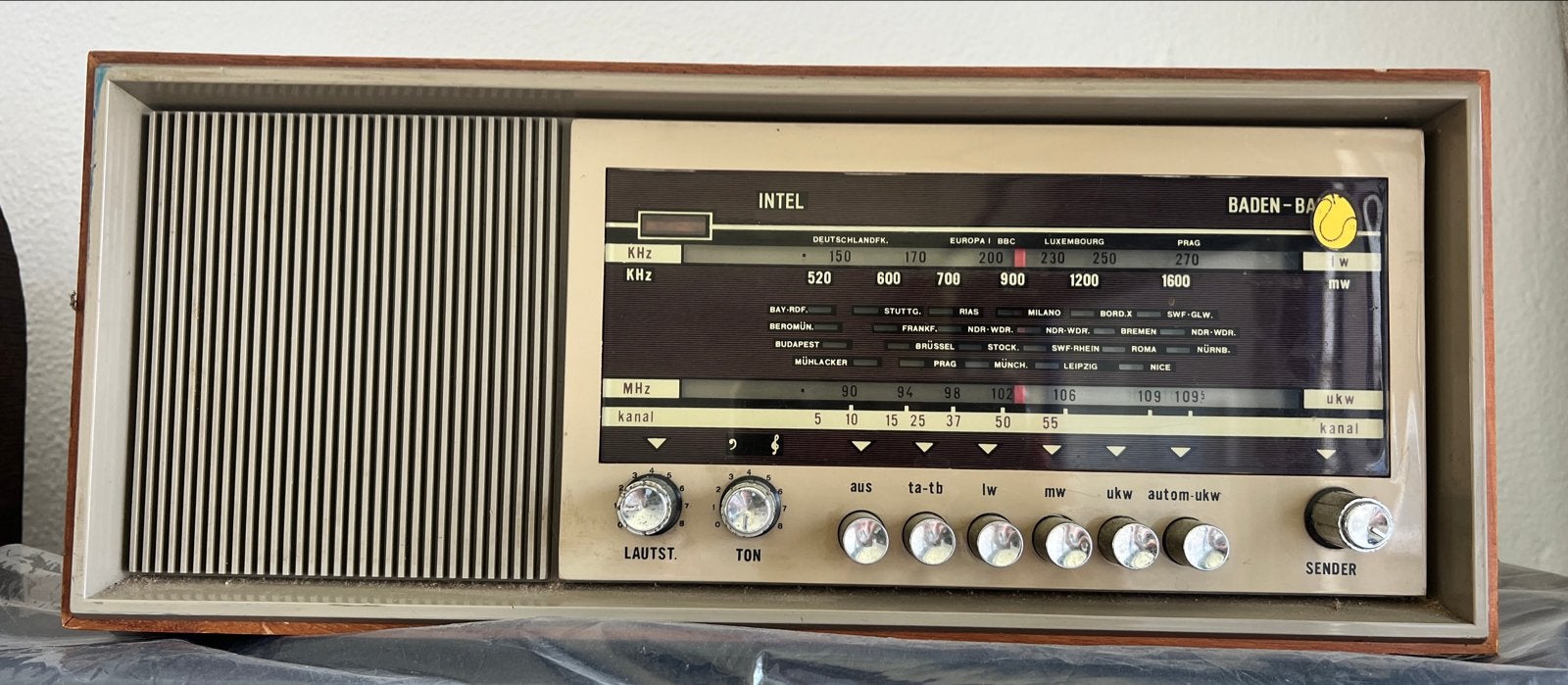 Vintage Intel Baden-Baden Transistorradio, Audio, Tv en Foto, Radio's, Ophalen, Gebruikt, Transistorradio