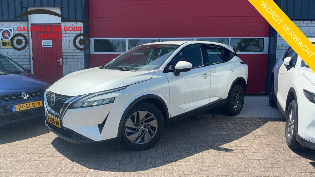 Nissan Qashqai 1.3 MHEV Business Access PARELMOER / CAMERA /, Auto's, Voorwielaandrijving, 1304 kg, Stof, Gebruikt
