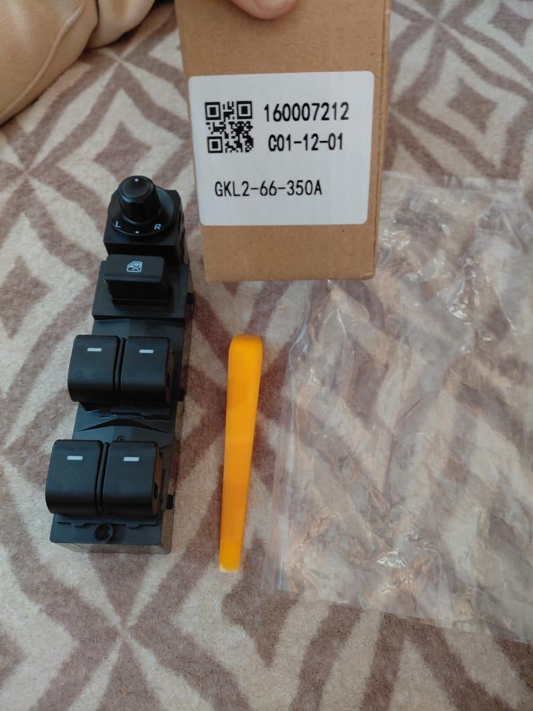 Raamschakelaar GKL266350A nieuw, Ophalen of Verzenden, Nieuw, Mazda