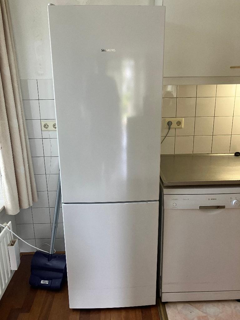 siemens koelvriescombinatie iq300, Ophalen, 200 liter of meer, Met aparte vriezer, 160 cm of meer