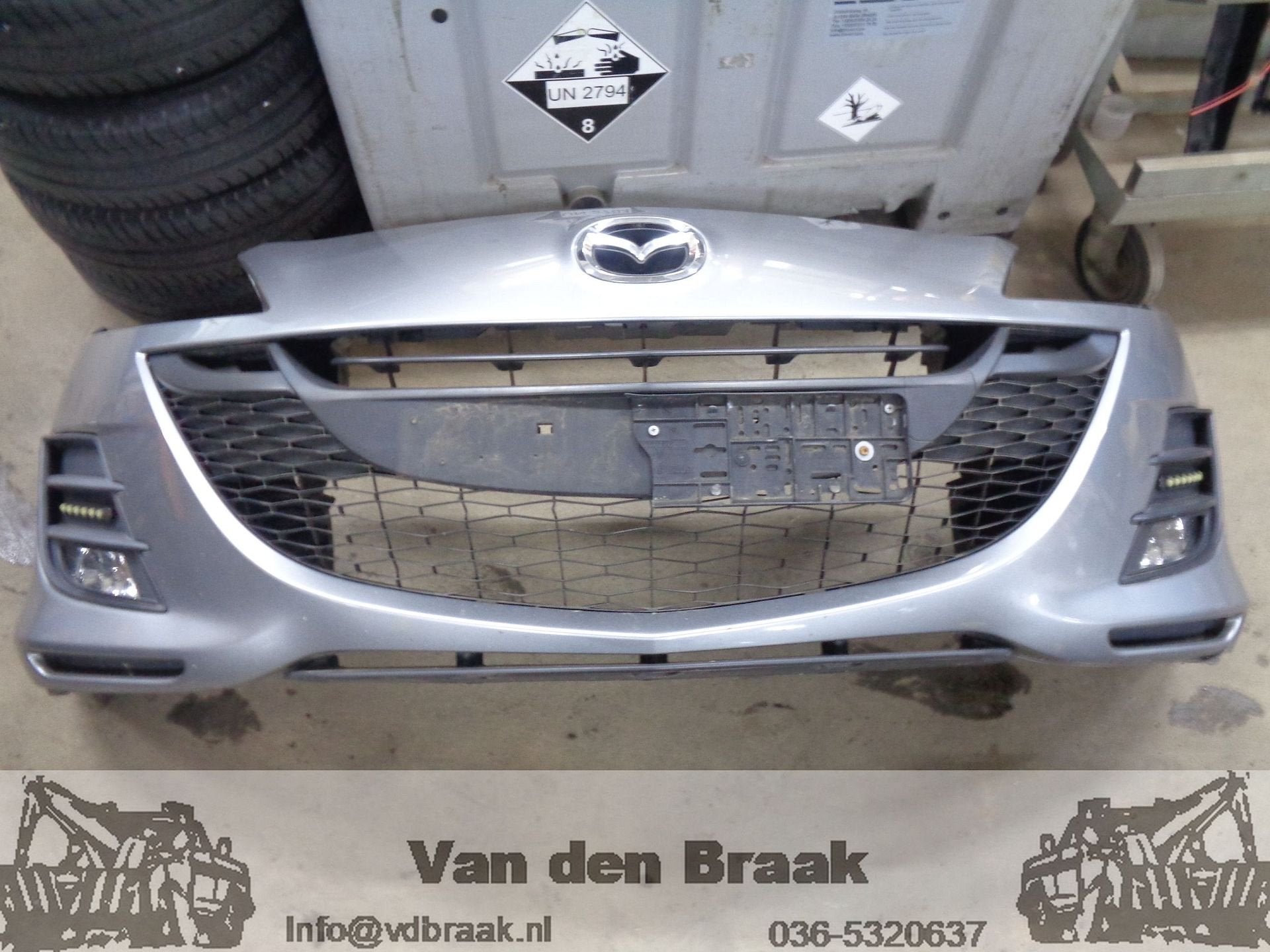 Mazda 3 2009-20138 Voorbumper, Auto-onderdelen, Gebruikt, -, Voor, Herkomst onderdeel bekend