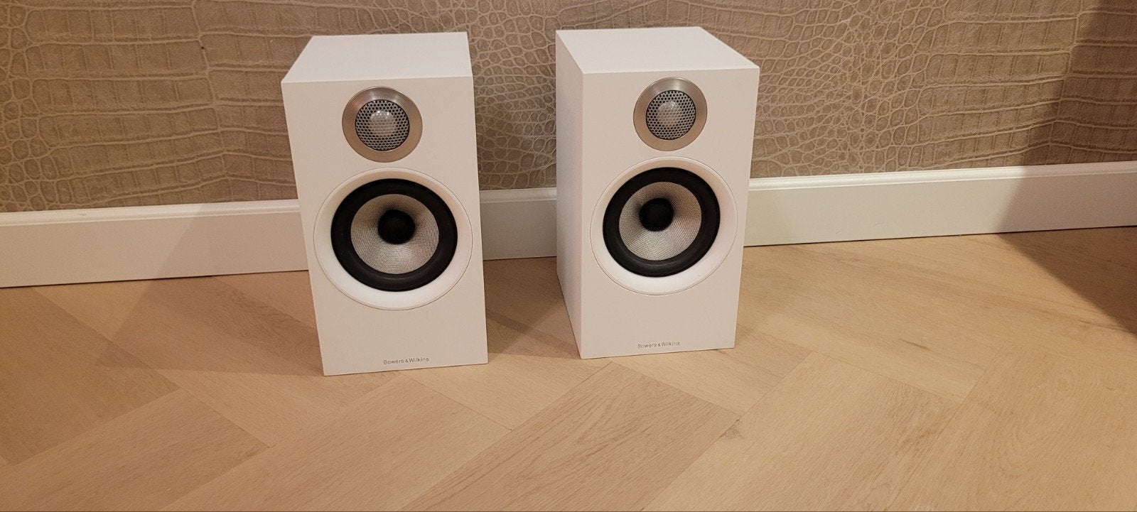 Bowers & Wilkins 607 S1 Boekenplank Luidsprekers, Audio, Tv en Foto, Ophalen of Verzenden, Zo goed als nieuw, Bowers & Wilkins (B&W)