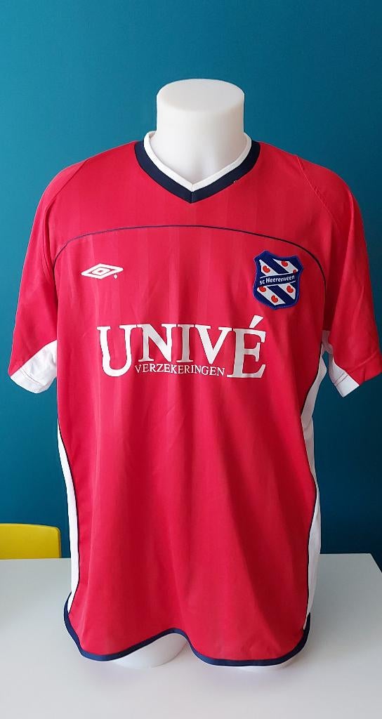 Matchworn Europa League voetbalshirt Larsen sc Heerenveen, Verzamelen, Sportartikelen en Voetbal, Verzenden, Gebruikt, Overige binnenlandse clubs
