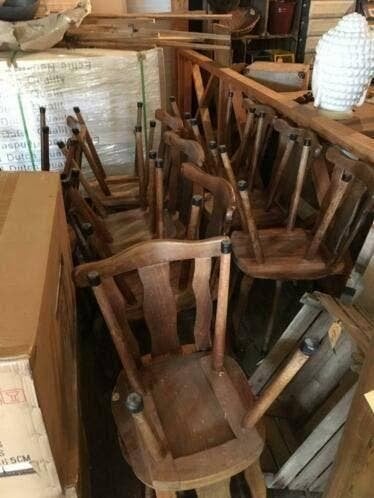 Stevige partij oude houten kroeg stoelen , stoeltjes