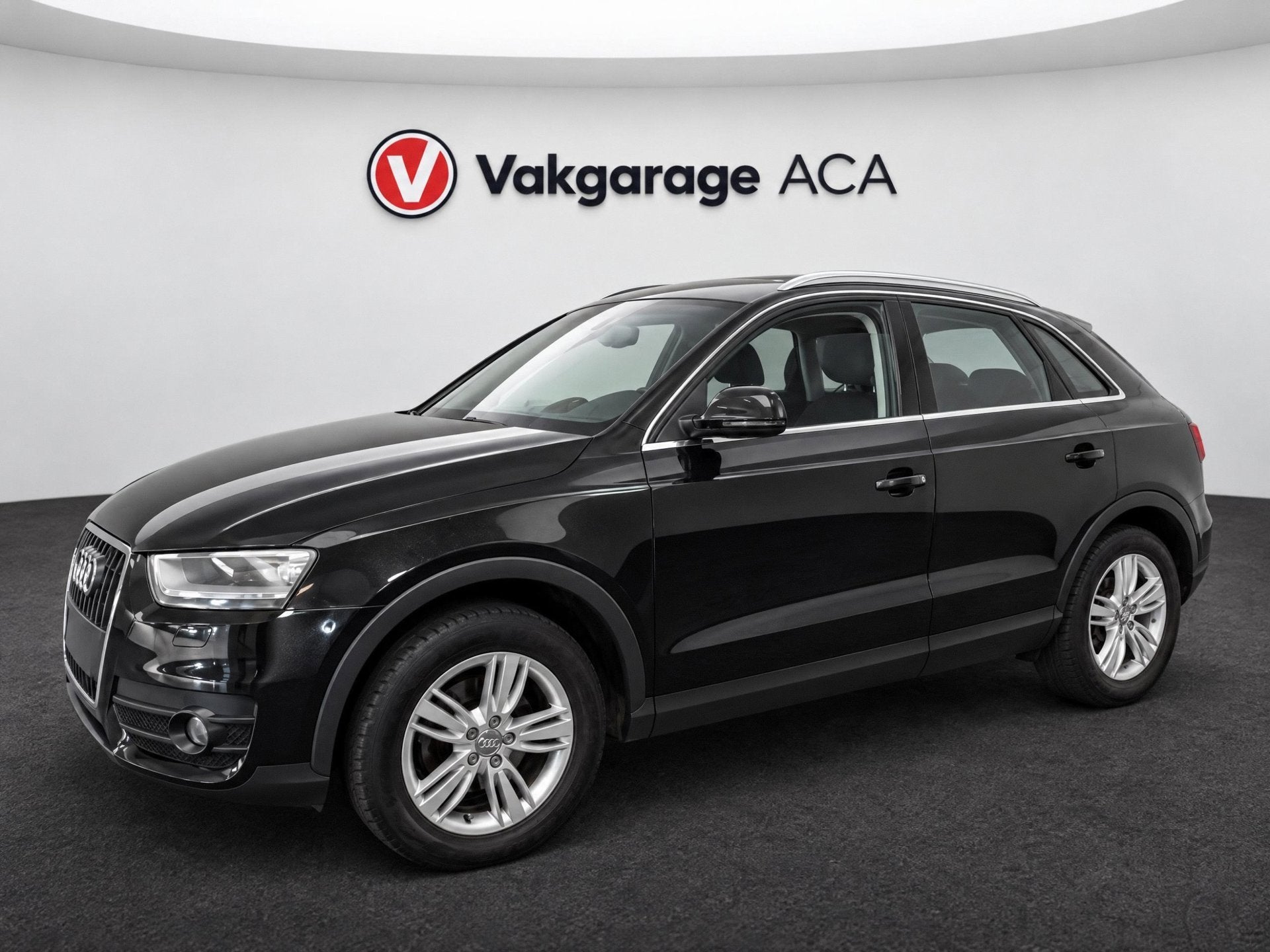 Audi Q3 2.0 TFSI quattro Pro Line // CLIMA // NAVI // PDC //, Auto's, Euro 5, Zwart, 4 cilinders, 1984 cc