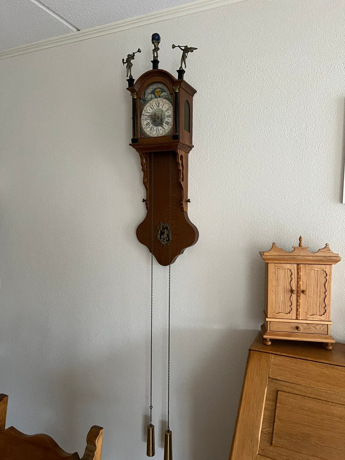 Antieke hangklok staart klok ( t schippertje), Antiek en Kunst, Ophalen