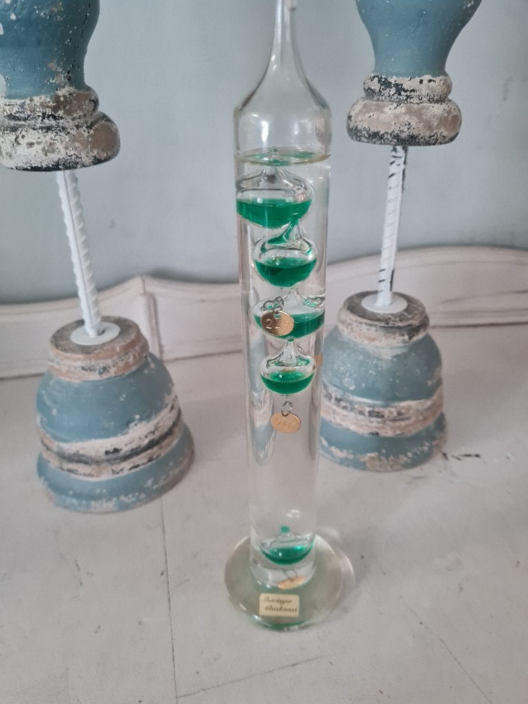 29 cm hoge Galileo thermometer, Huis en Inrichting, Heikant 21 Kaatsheuvel, Binnenthermometer, Belle Vieille Brocante, Glas