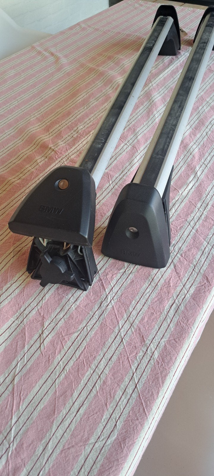 Bmw dakdragers, Ophalen