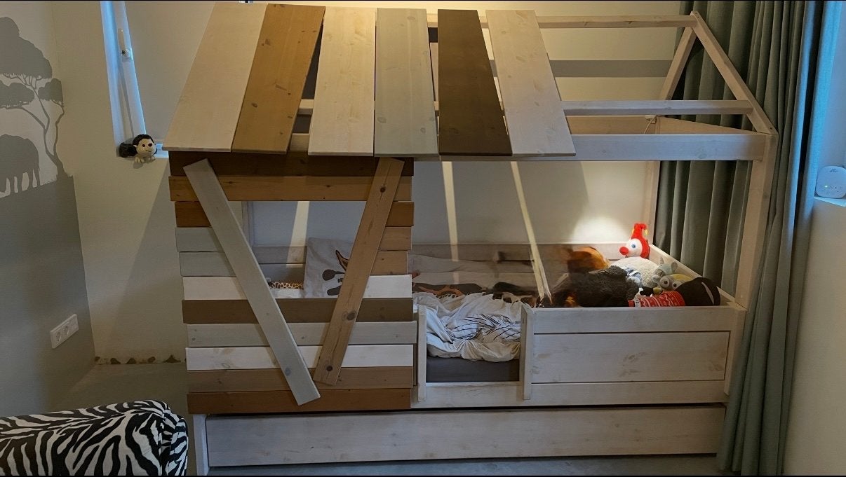 Mooi Lifetime huisbed met onderschuifbed, Ophalen, 85 tot 100 cm, Gebruikt, Lattenbodem