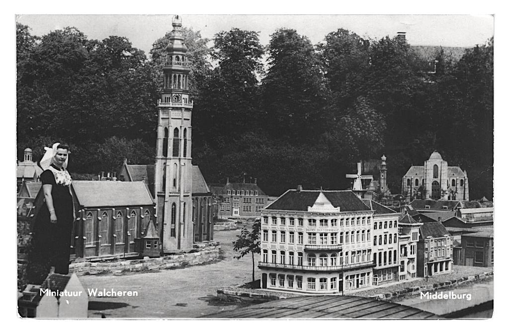 983766 Middelburg 1954 Miniatuur Walcheren Gelopen mt zegel, Ophalen of Verzenden, 1940 tot 1960, Gelopen, Zeeland
