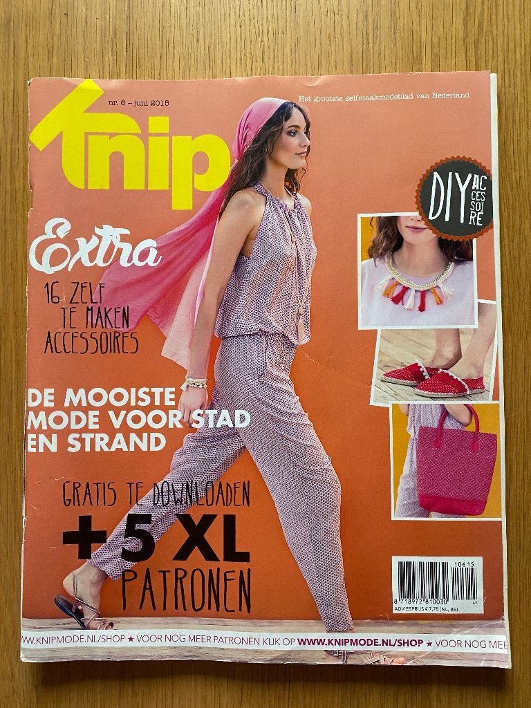 Knipmode magazine 6 2015, Hobby en Vrije tijd, Kledingpatronen, Overige typen, Vrouw, Ophalen of Verzenden, Zo goed als nieuw