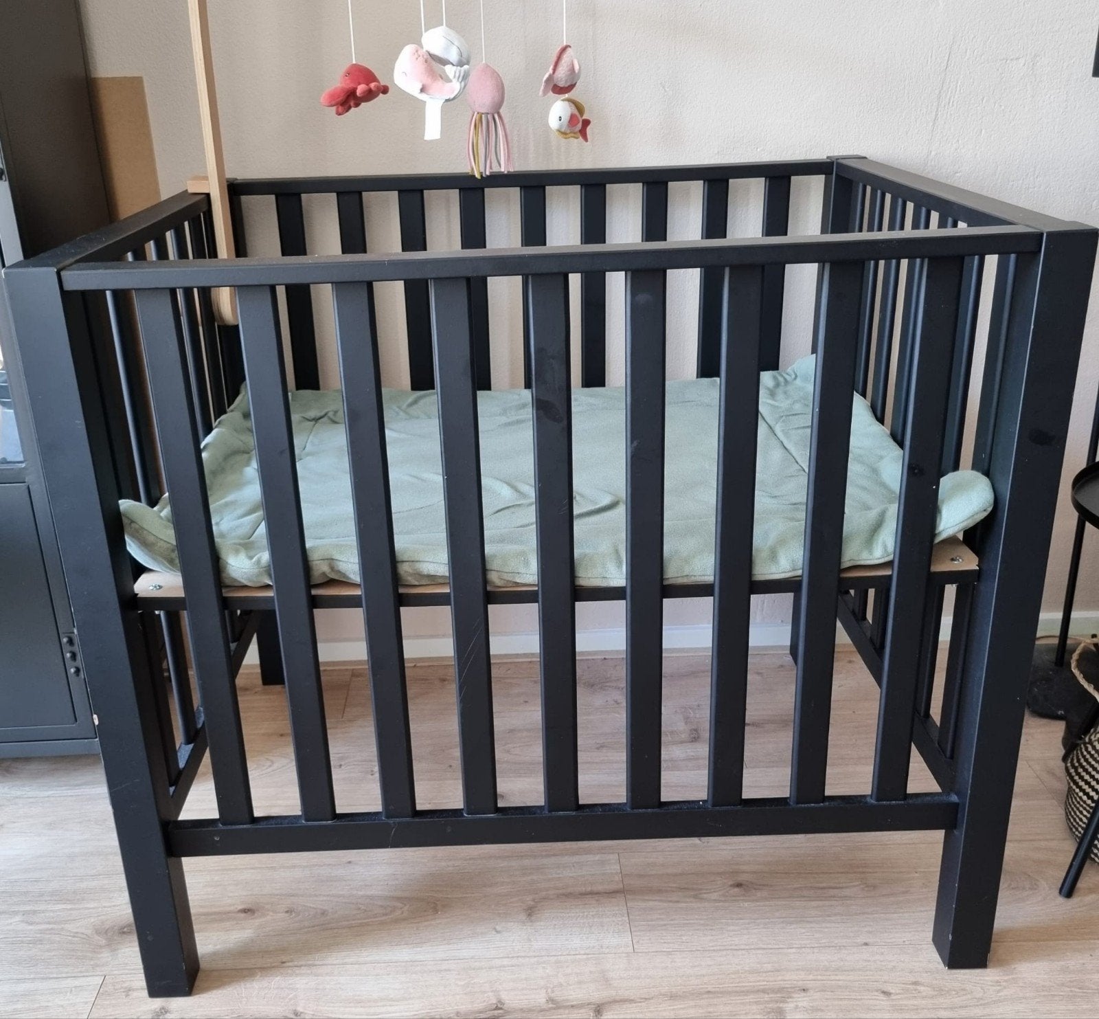Zwarte box + box kleed, Kinderen en Baby's, Boxen, Ophalen, Gebruikt