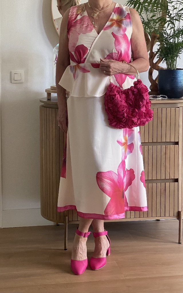 Prachtige, comfortabele en Feestelijk jurk, Kleding | Dames, Atelier, Overige kleuren, Maat 42/44 (L), Ophalen of Verzenden