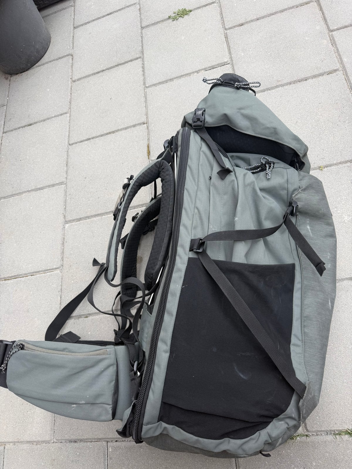 Forclaz Trekking Rugzak 70L - Grijs, 40 cm of meer, Gebruikt, Trekking, 60 cm of meer
