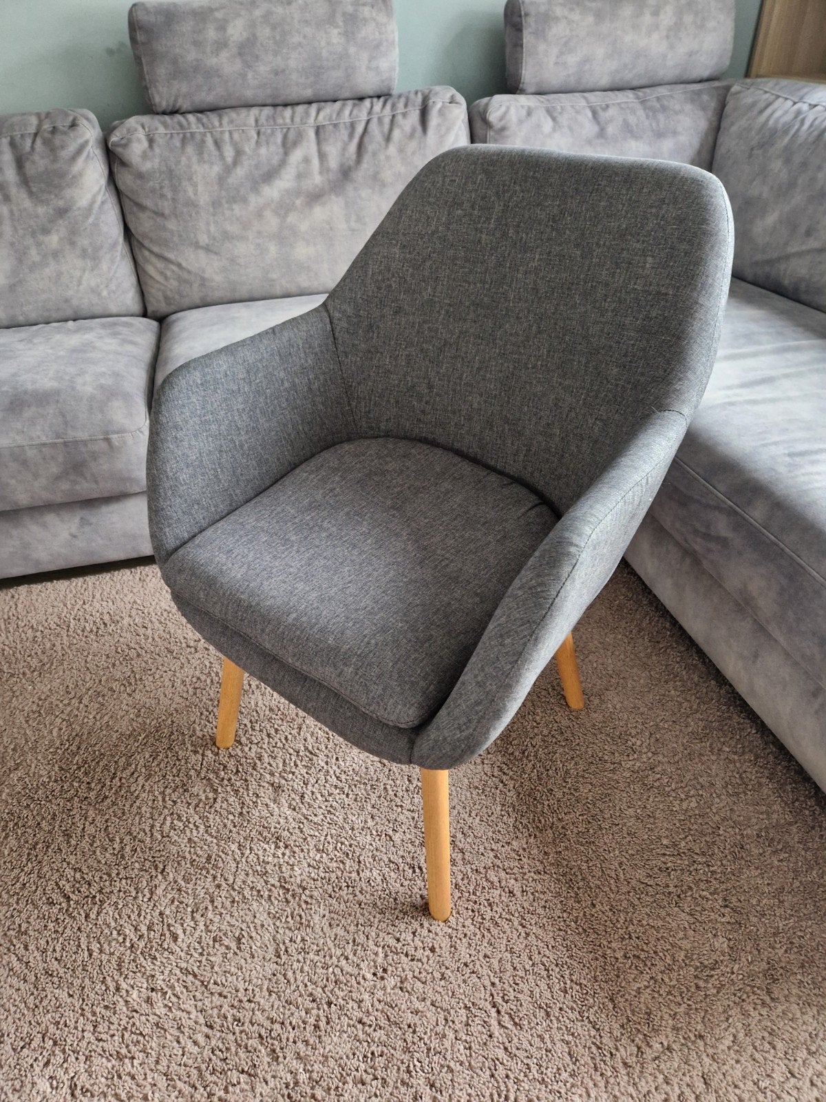 Jysk fauteuil Udsbjerg grijs, Ophalen, Hout, Zo goed als nieuw, Eén