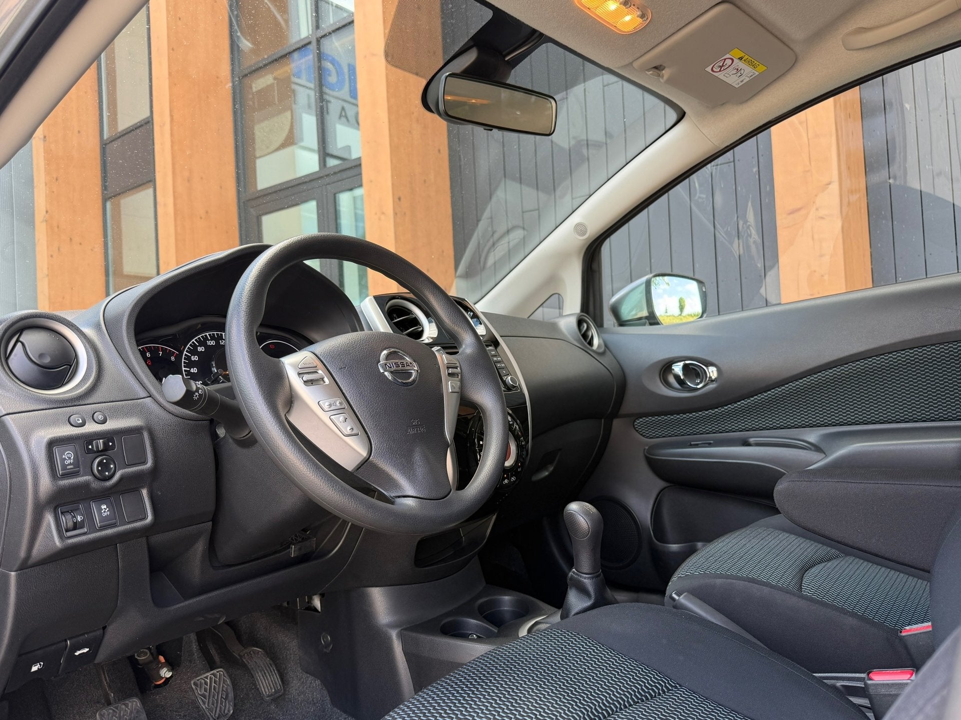 Nissan Note 1.2 Connect Edition - Grey Metallic - Nav/Clima/, Auto's, Nissan, Euro 5, Automatische klimaatregeling, 1198 cc, 49 €/maand