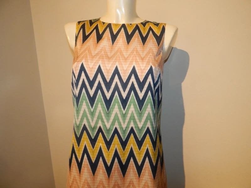 Missoni zomerse jurk aztec print mooie kleuren combinatie S, Kleding | Dames, Zo goed als nieuw, Knielengte, Missoni, Maat 36 (S)