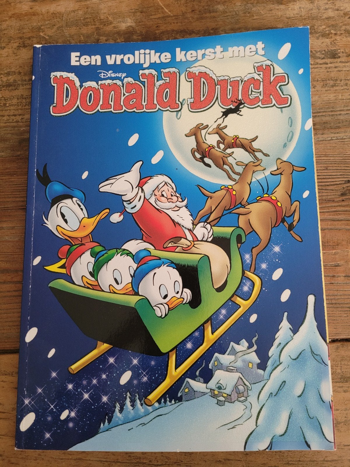 Een vrolijke kerst met Donald Duck stripboek, Ophalen of Verzenden