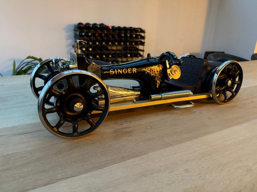 Terry Rossberg - Singer Car, Zwart, 18 cm, Object, Ophalen of Verzenden